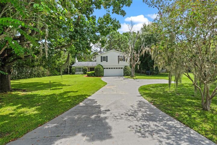 Property Photo: 7470 Lake Marsha Drive FL 32819