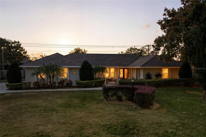 Property Photo: 1003 Sugartree Drive S FL 33813