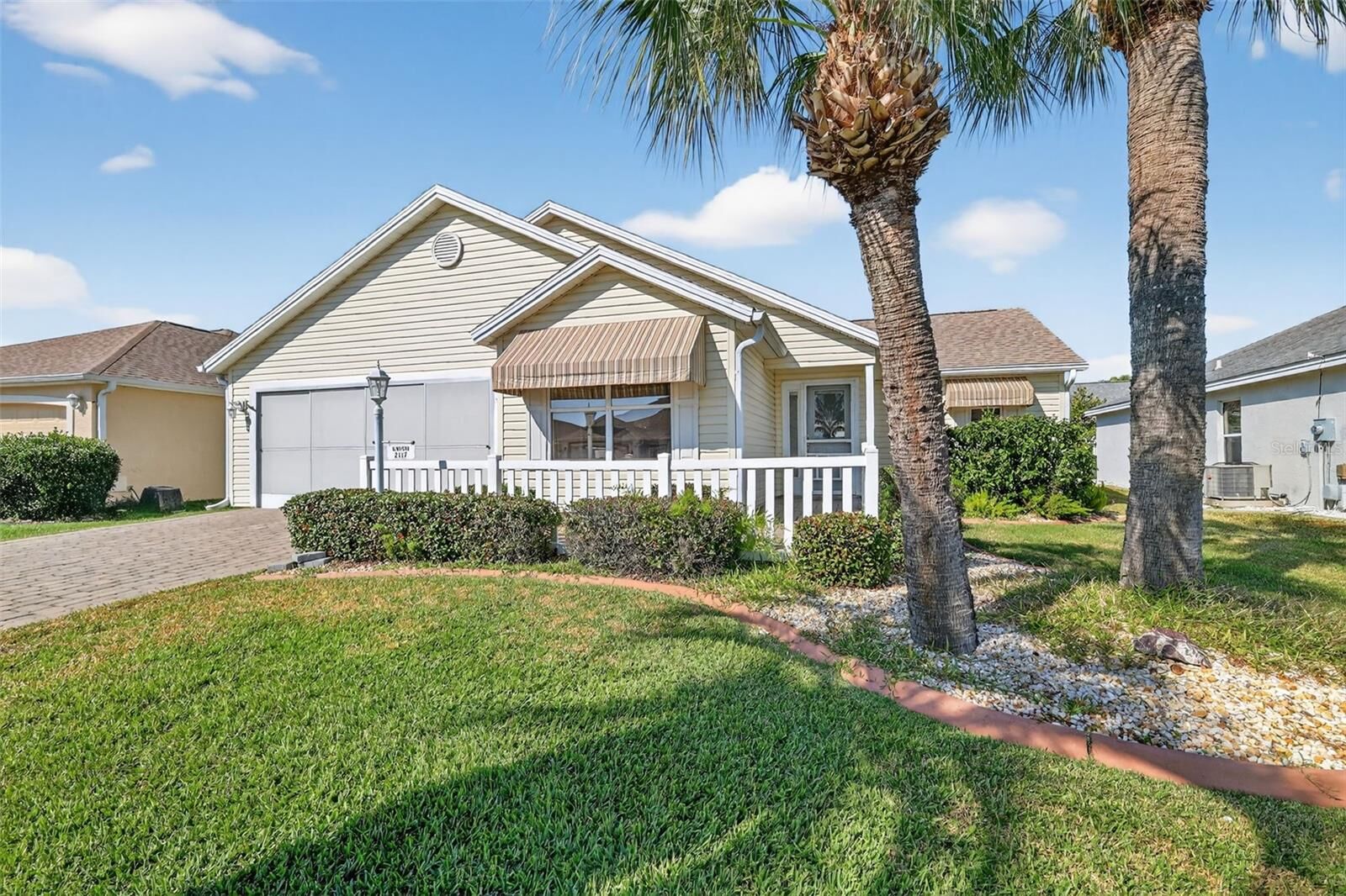 Property Photo:  2117 Zaragoza Place  FL 32159 