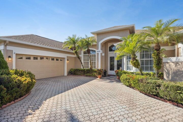 Property Photo:  14420 Hatchee Court  FL 32837 