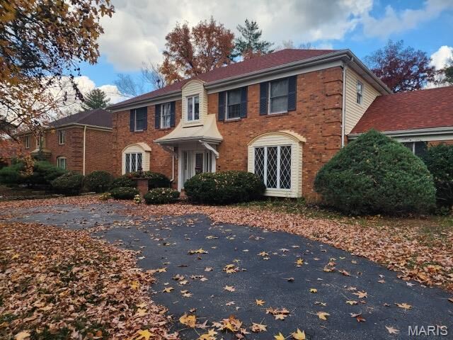 Property Photo: 274 Falling Leaves Court MO 63141