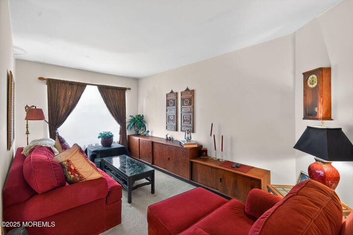 Property Photo:  1312 Juniper Court  NJ 08852 