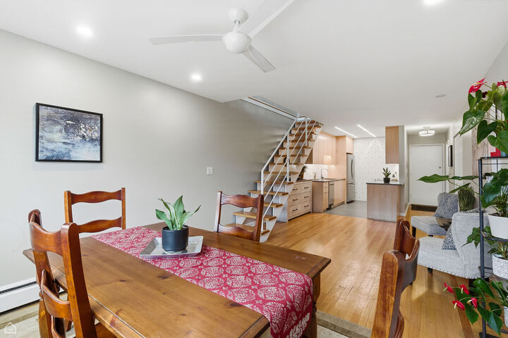 Property Photo: 6619 N Sheridan Road 401 IL 60626