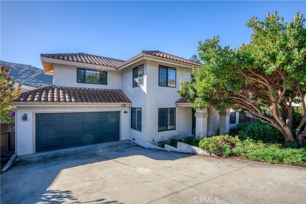 Property Photo:  128 Cerro Court  CA 93405 