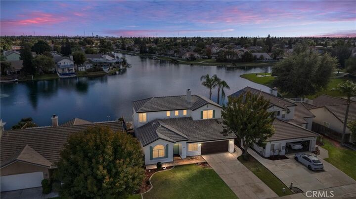 Property Photo:  8707 Shore View  CA 93312 