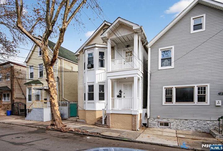 Property Photo:  26 Vincent Street  NJ 07105 