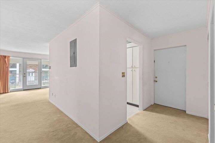 Property Photo:  100 Kennedy Drive  VT 05403 
