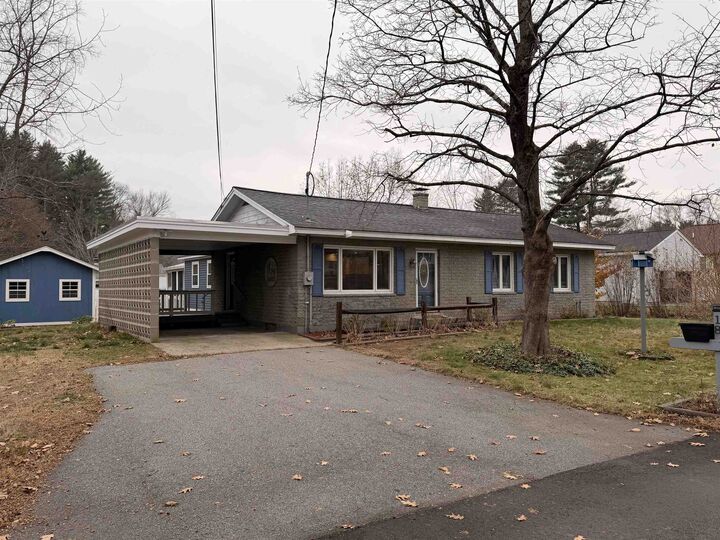 Property Photo:  18 Stanton Court  NH 03431 