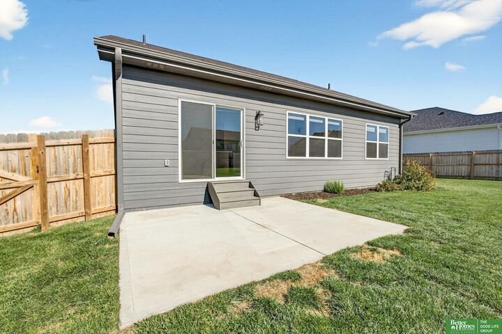 Property Photo:  11709 Port Royal Drive  NE 68046 