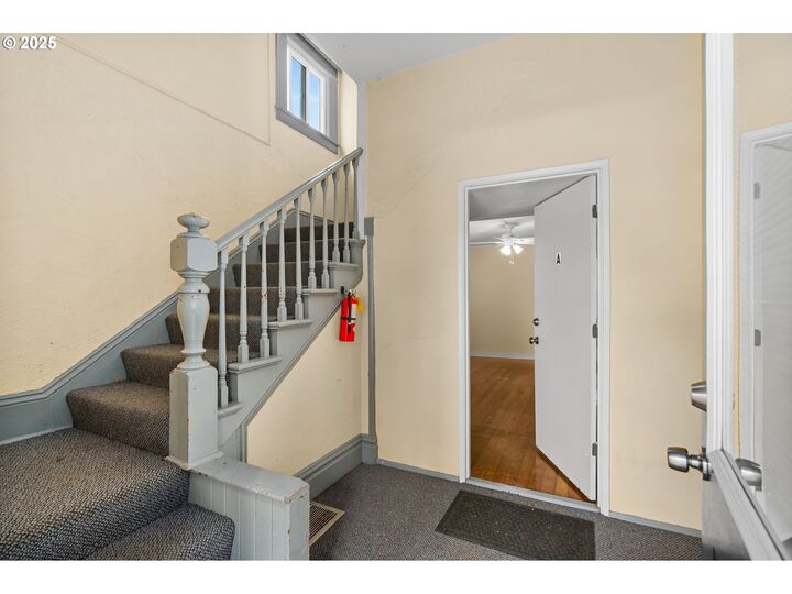 Property Photo:  3236 SE Yamhill St  OR 97214 