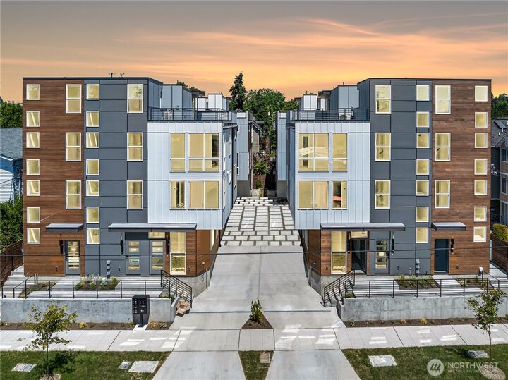 822 B NW 52nd Street  Seattle WA 98107 photo