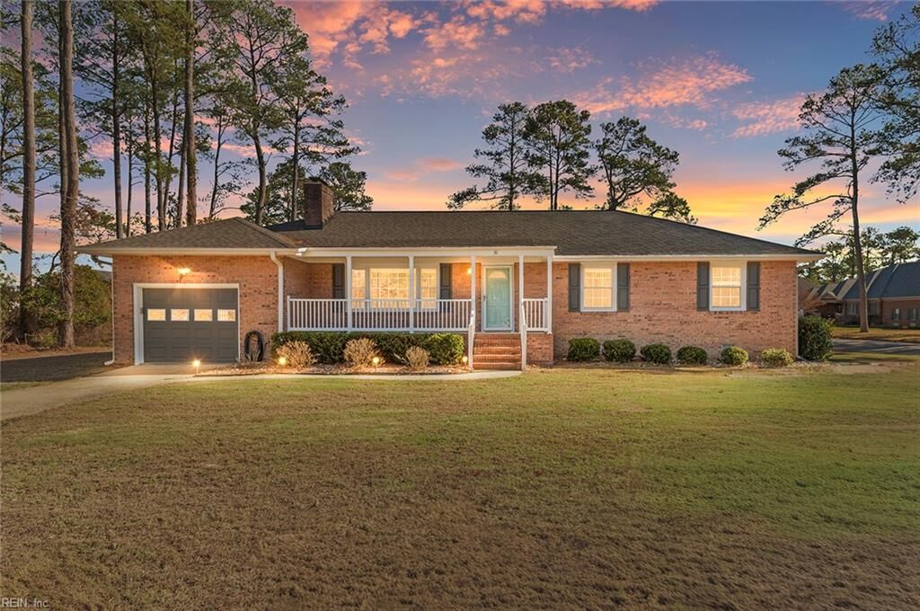 Property Photo: 31 Bayview Dr VA 23662
