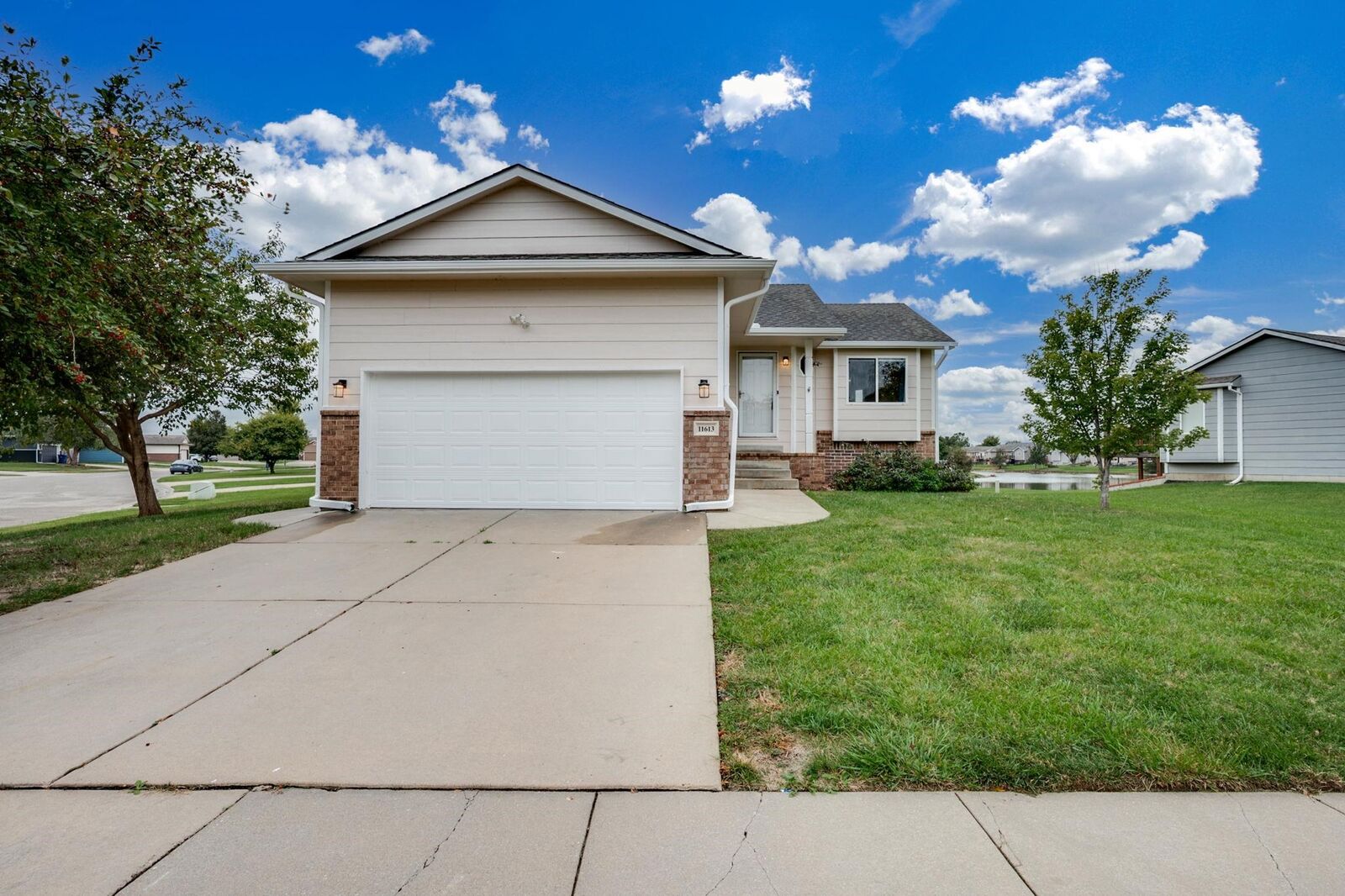 Property Photo: 11613 W Jewell St KS 67209-3069