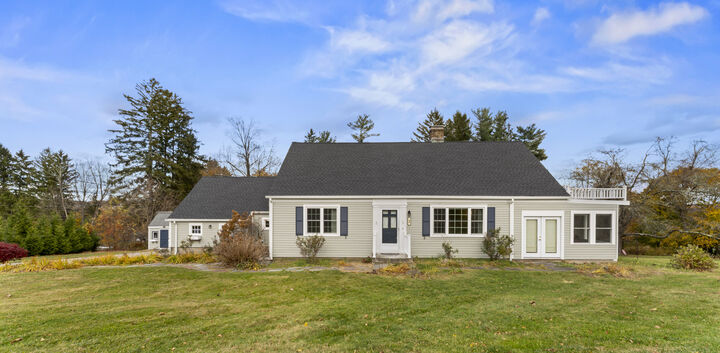 Property Photo:  3 Topside Lane  CT 06470 