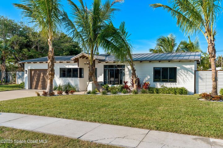 Property Photo:  270 Cinnamon Drive  FL 32937 