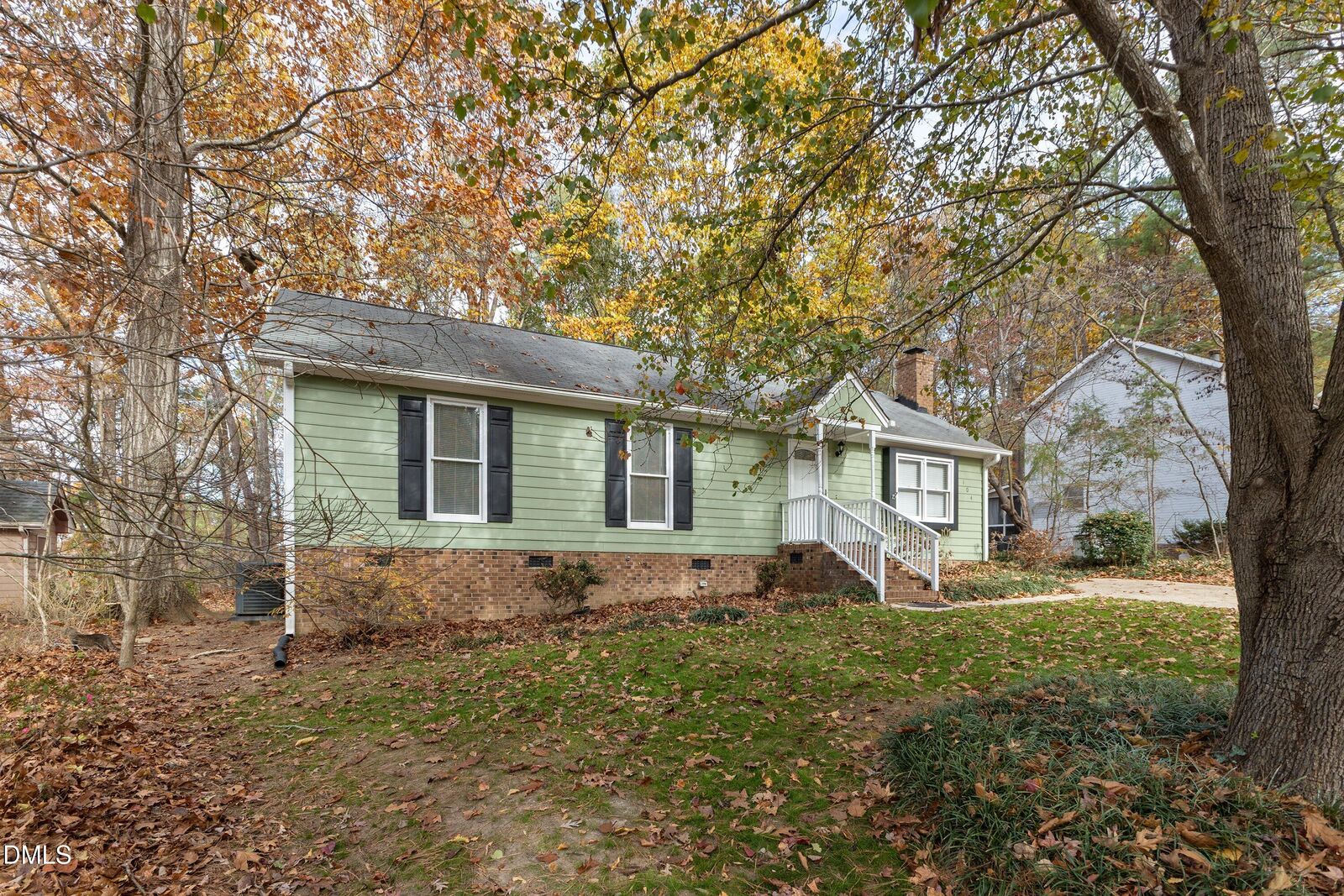 Property Photo:  104 Remington Woods Drive  NC 27587 
