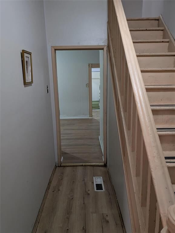 Property Photo: 829 Flora Avenue MB R2X 0A7