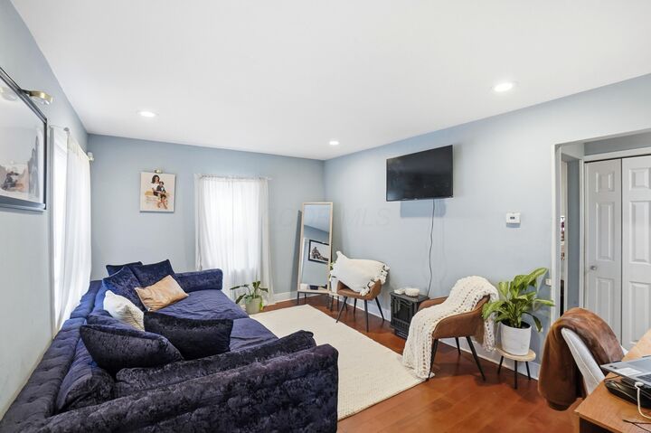 Property Photo:  871 Ruby Avenue  OH 43227 