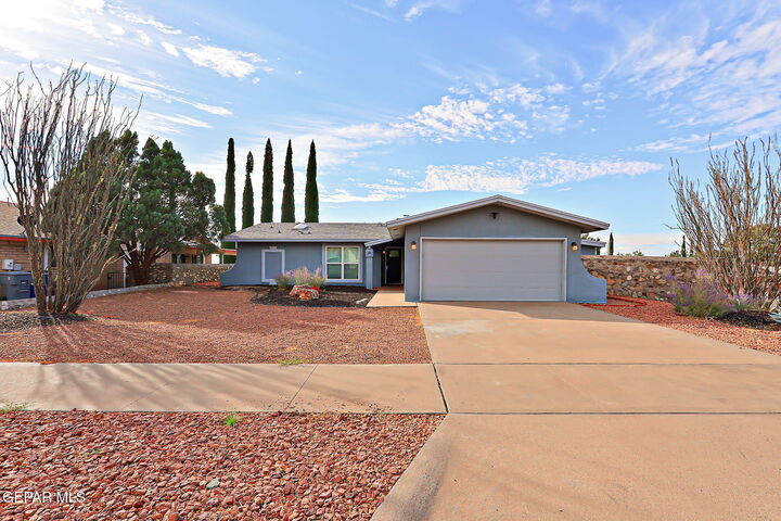 Property Photo: 625 El Gusto Drive TX 79912