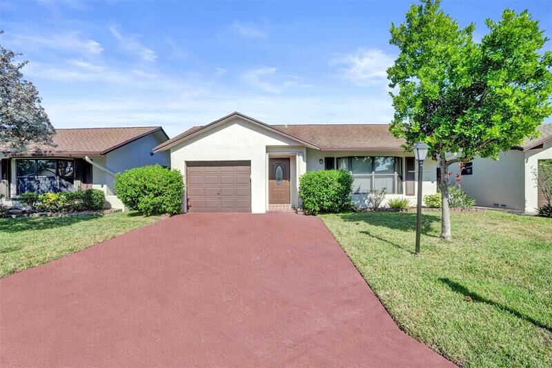 Property Photo: 2359 SW 16th Dr FL 33442