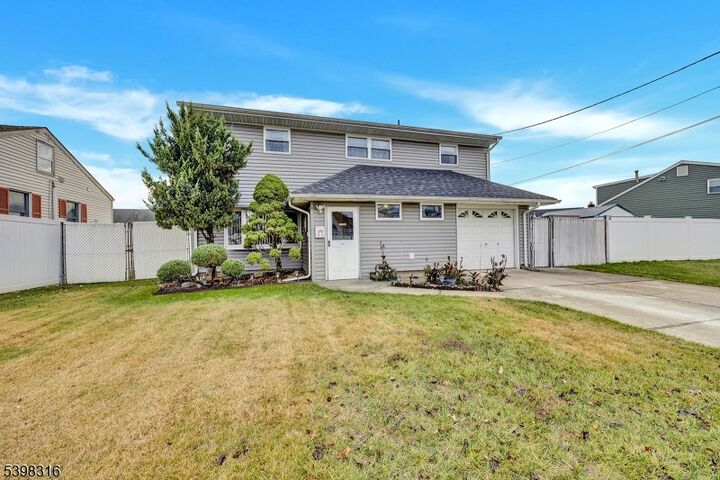 Property Photo:  85 Whitman St  NJ 07008 