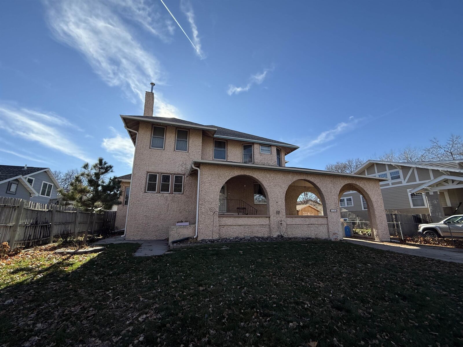 Property Photo:  908 W 5th St  NE 69101 