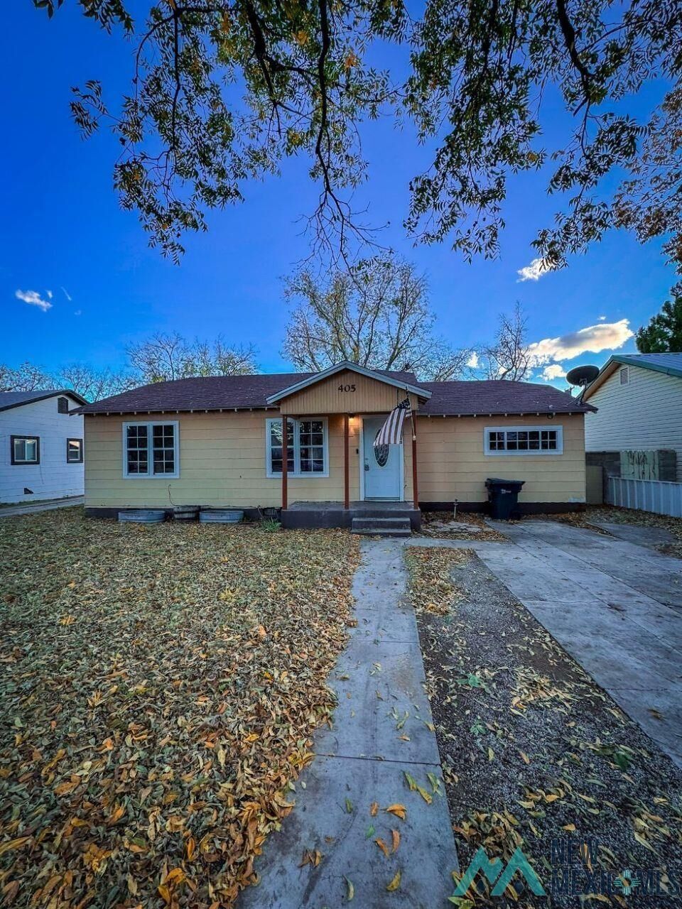 Property Photo: 405 Mariposa Street NM 88220