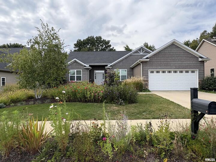 Property Photo:  3910 W Anchor Drive  IL 61615 