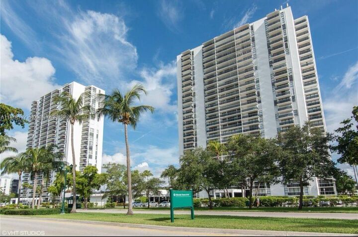 Property Photo:  3675 N Country Club Dr 2201  FL 33180 