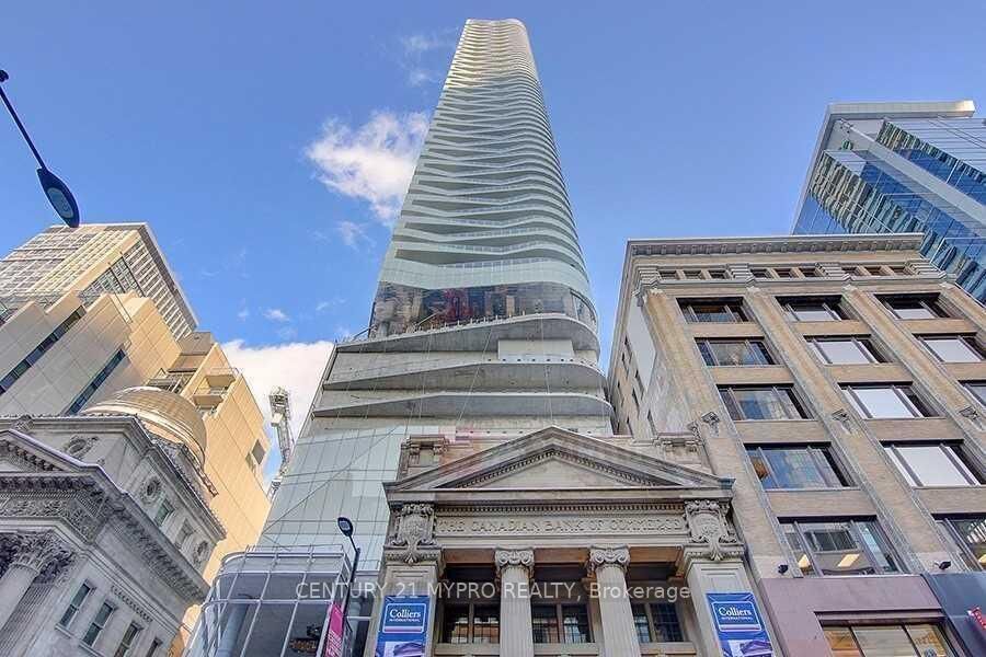 Property Photo:  197 Yonge Street 2312  ON M5B 0C1 