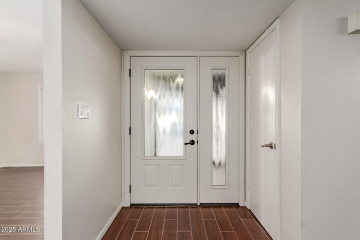 Property Photo:  2612 S Azalea Drive  AZ 85282 