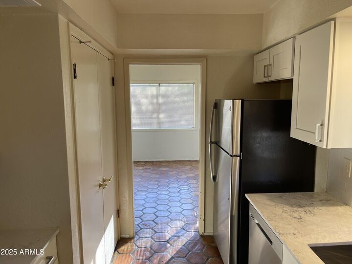 Property Photo: 1927 E Linger Lane AZ 85020