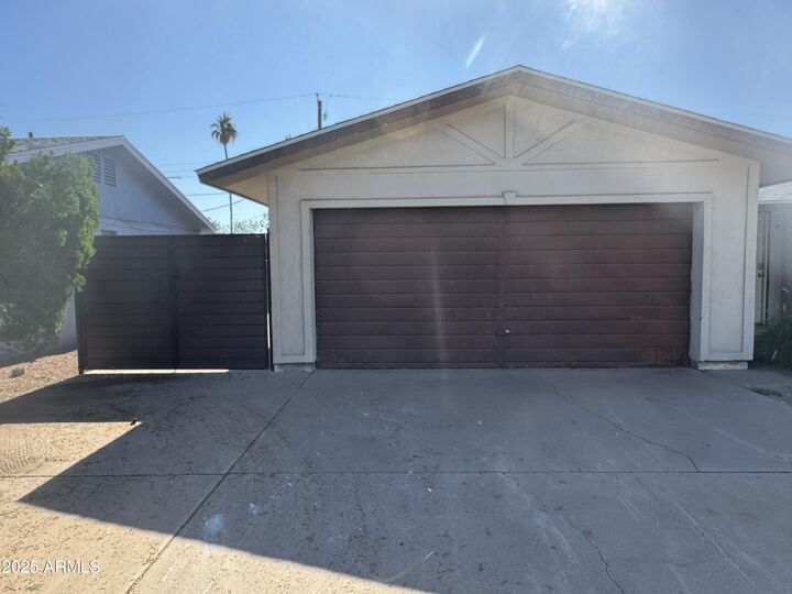 Property Photo: 1031 E Lilac Drive AZ 85288