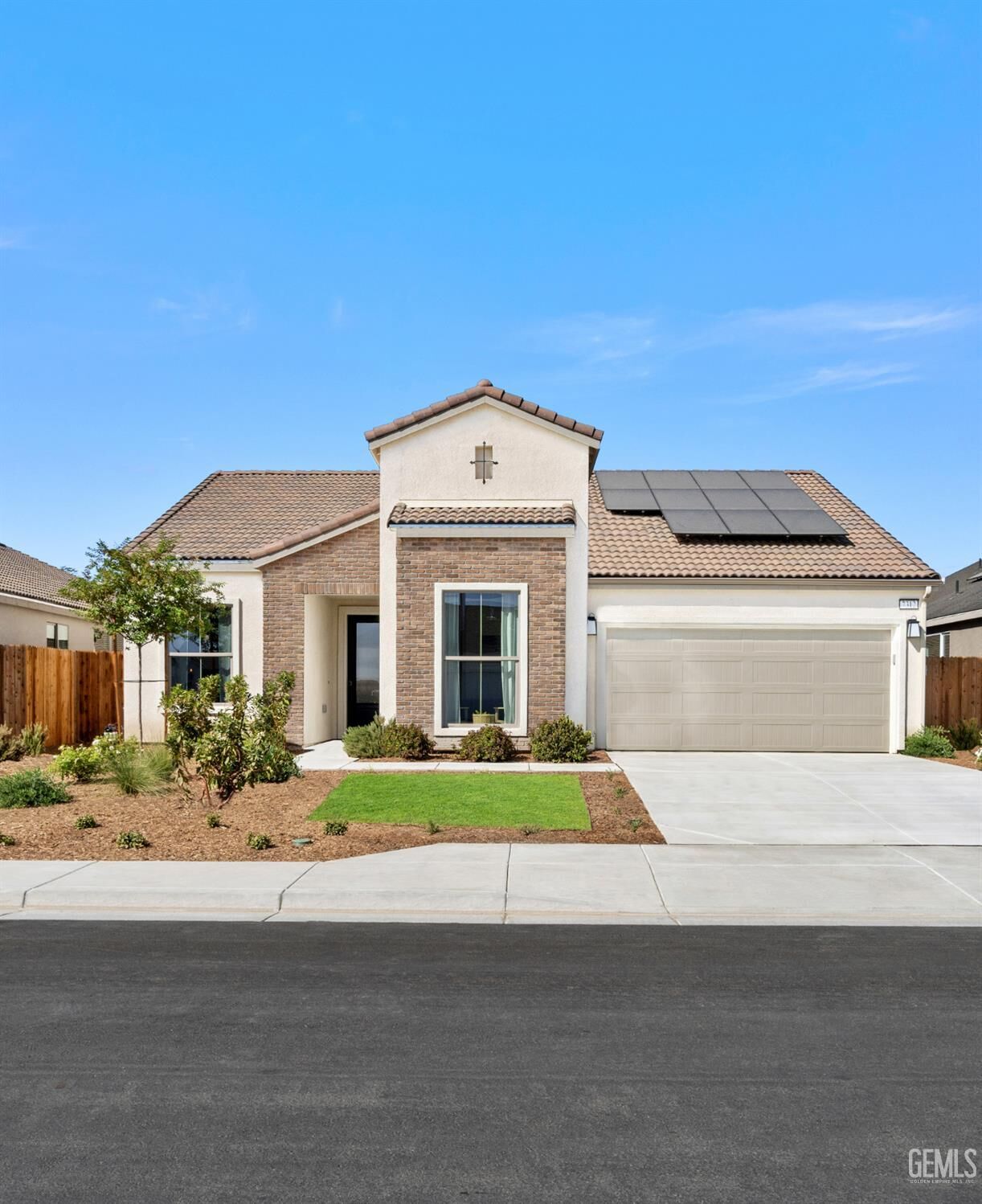 Property Photo: 7312 Peach Grove Lane CA 93313