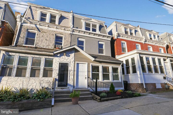 Property Photo: 26 E 24th Street DE 19802