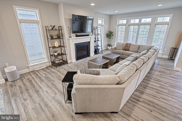 Property Photo:  86 Hoke Farm Way  PA 17050 