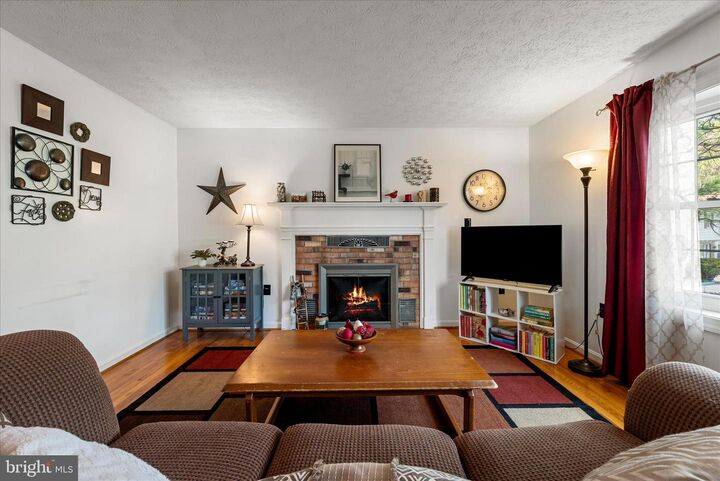 Property Photo:  126 Warren Circle  VA 22655 