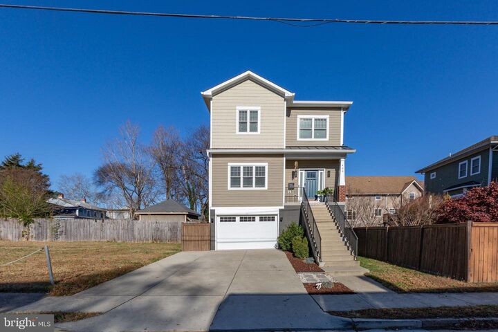 Property Photo: 409 Dunmore Street VA 22401