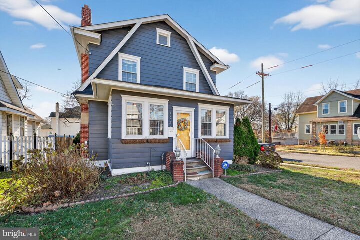 Property Photo:  1224 Walnut Avenue  NJ 08107 