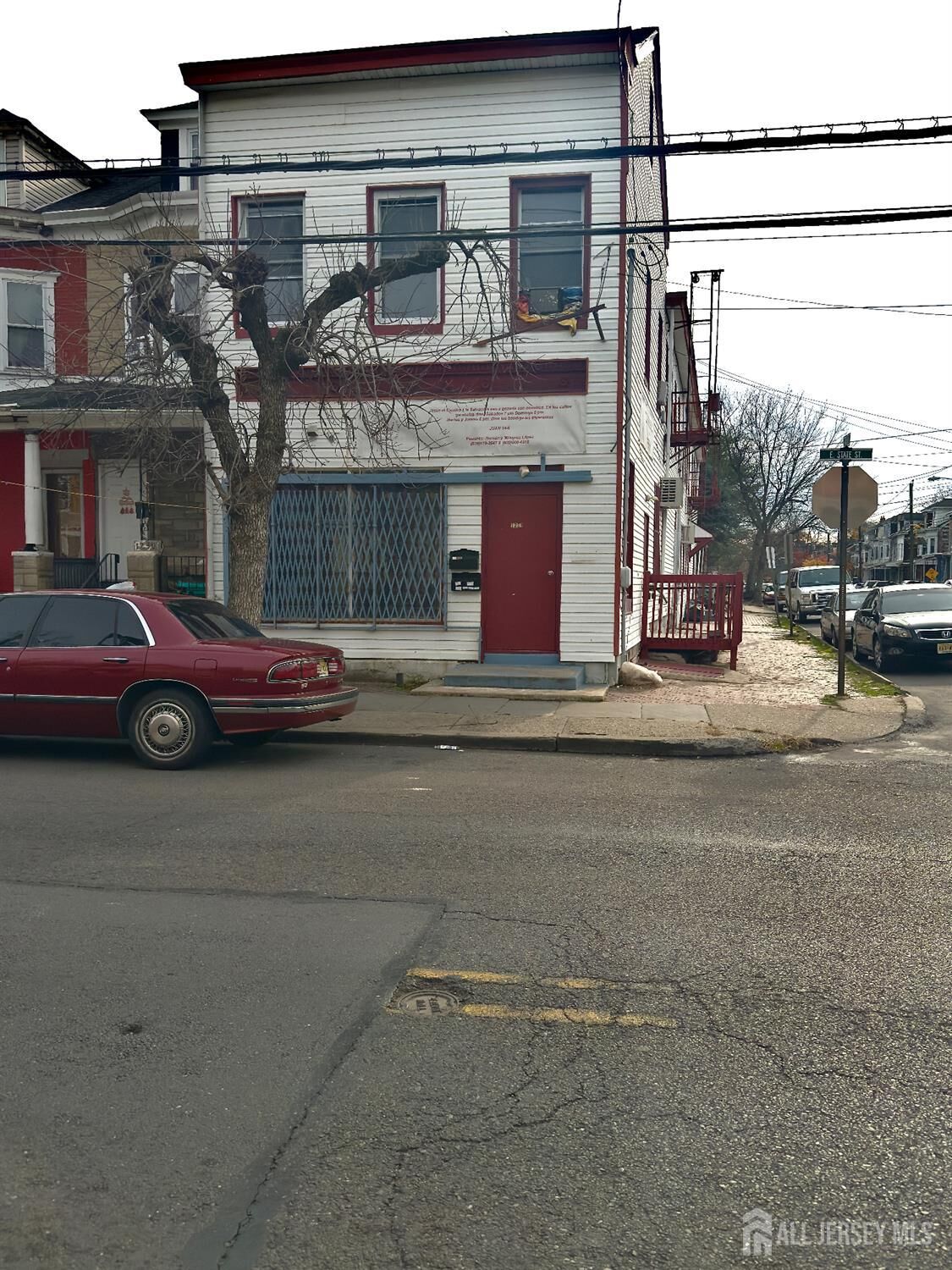 Property Photo:  1237 E State Street E  NJ 08609 