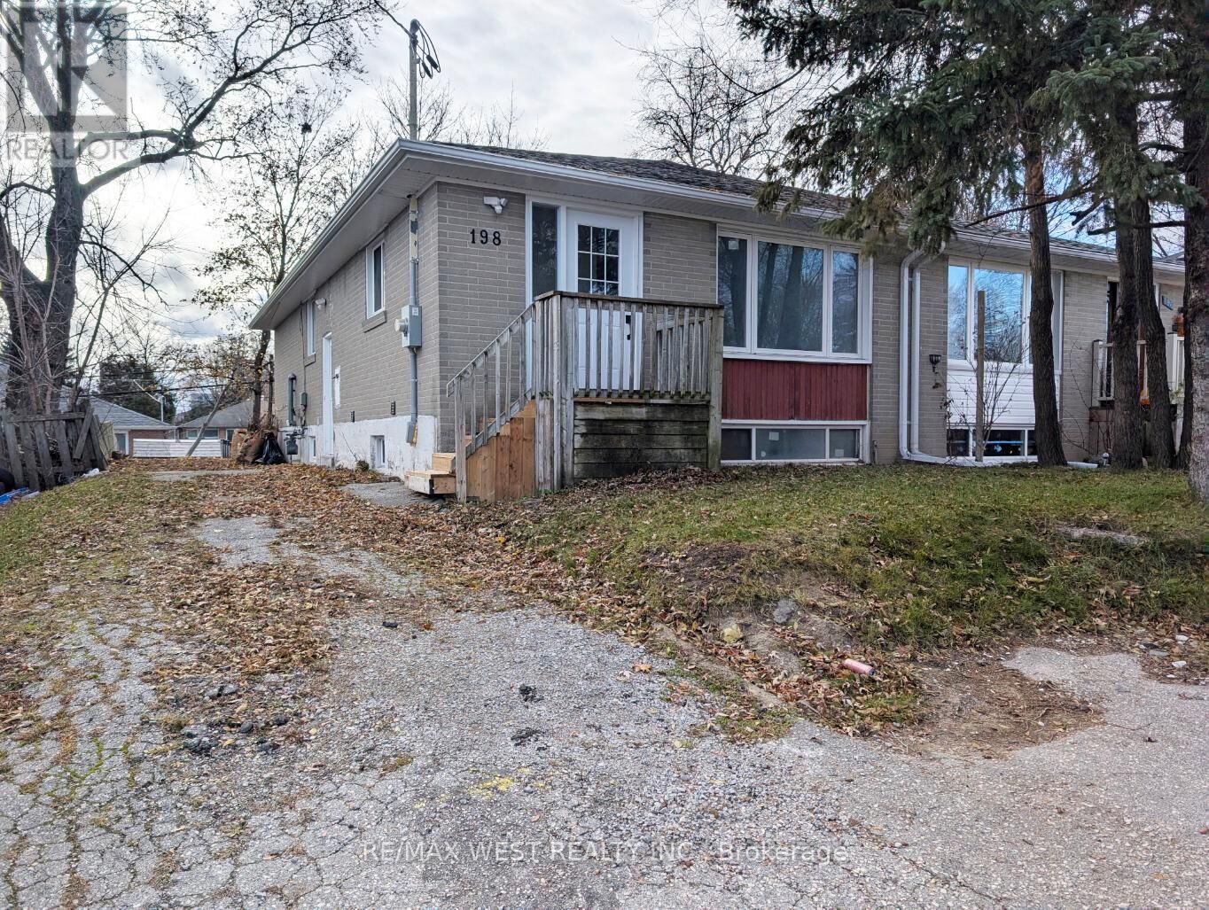 Property Photo:  198 Cherrywood Drive  ON L3Y 2X8 