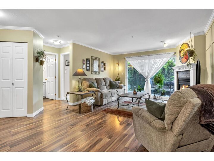 Photo de la propriété: 32044 Old Yale Road 108 BC V2T 2C9