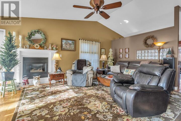 Photo de la propriété:  24 Barker Street  ON N4G 1E5 