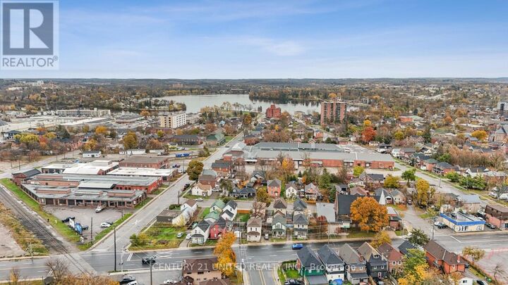 Photo de la propriété:  26 Park Street  ON K9J 3V4 