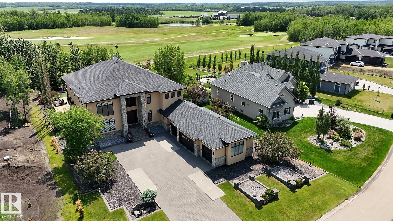 Property Photo: 51025 Rge Road 222 AB T8C 1J5