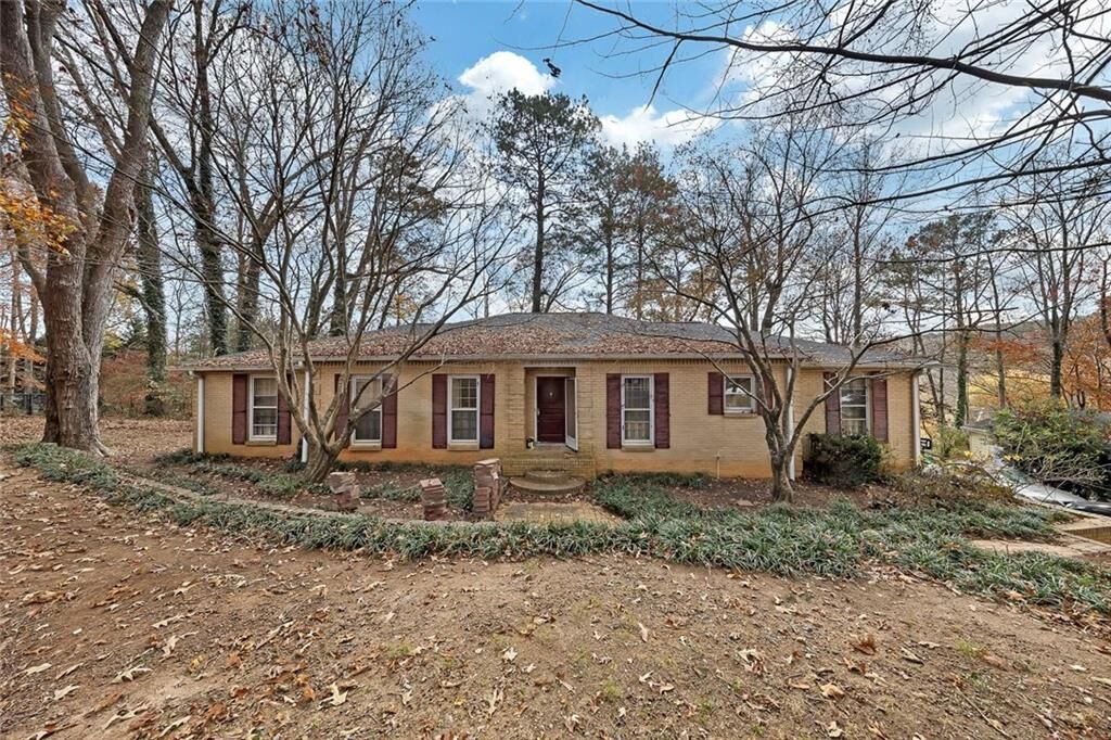 Property Photo:  4520 Huntridge Drive NE  GA 30075 