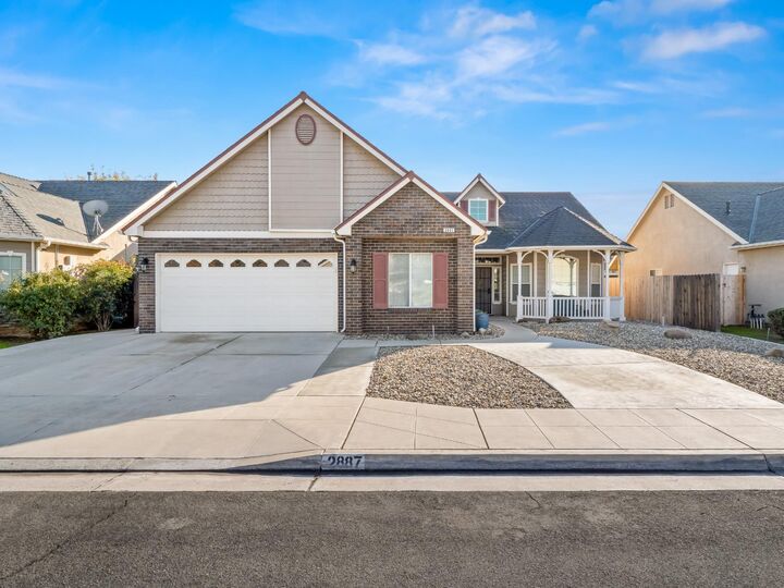 2887 E Christopher Drive  Fresno CA 93720 photo