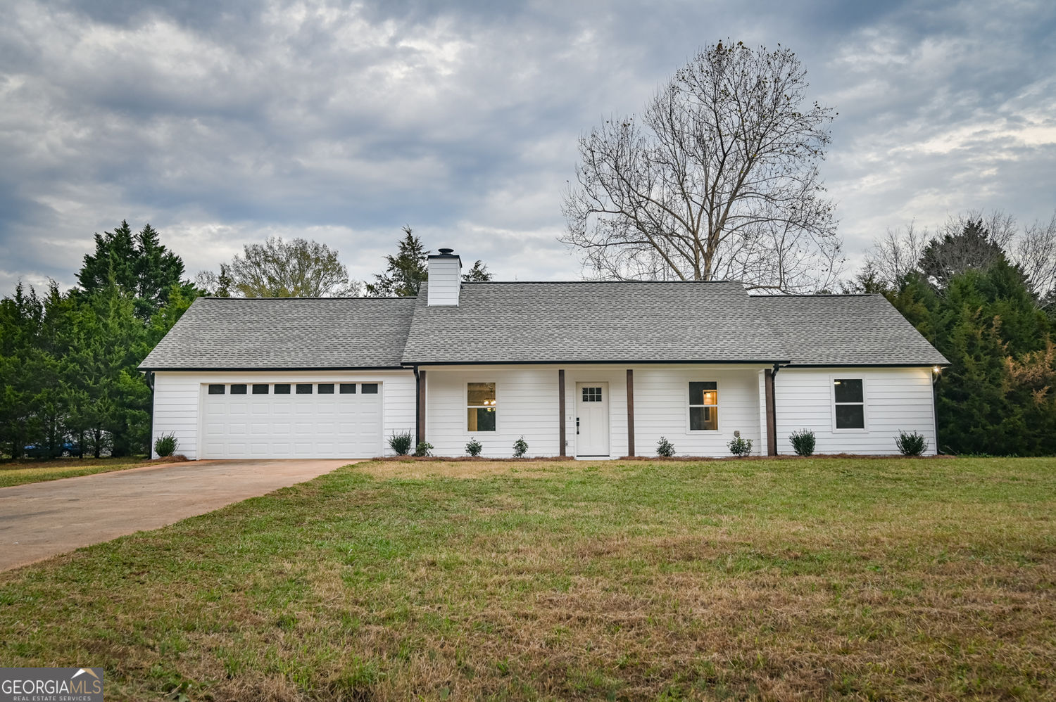 Property Photo: 52 Deer Run Circle GA 30056