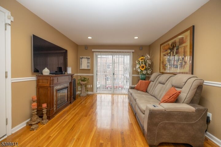 Property Photo: 663 S Park St NJ 07206