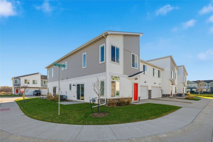 Property Photo:  329 NE Otter Drive  IA 50263 